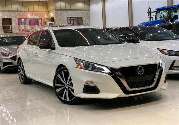 Nissan for sale in Iraq